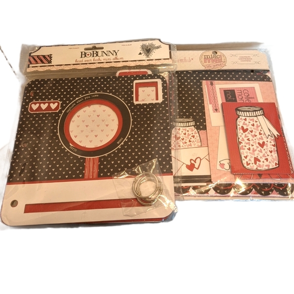 BO BUNNY Retro Camera Mini Scrapbook Album Hearts